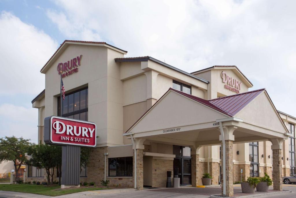 Drury Inn & Suites San Antonio Northeast Main image 1